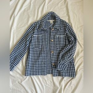 Blue and white schacket